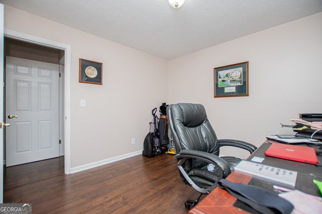 203 Windsor Pl, Bremen, GA 30110