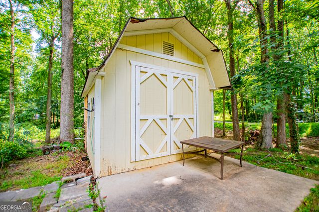 203 Windsor Pl, Bremen, GA 30110