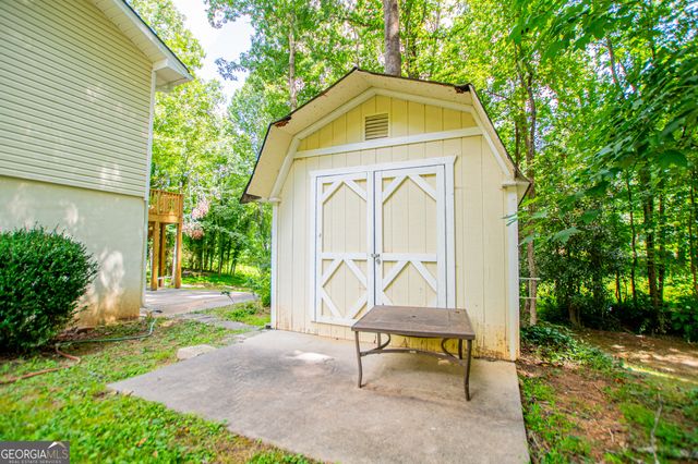203 Windsor Pl, Bremen, GA 30110