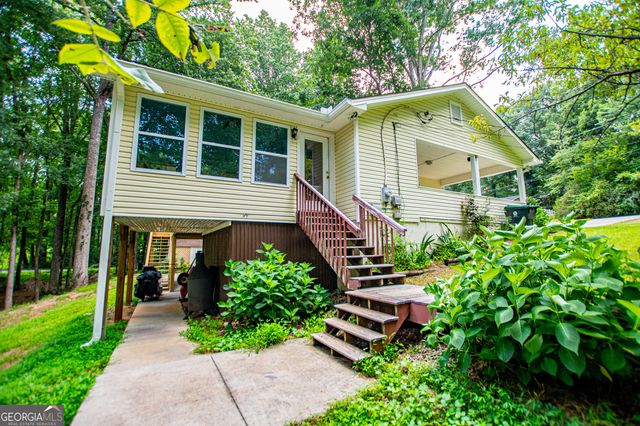 203 Windsor Pl, Bremen, GA 30110