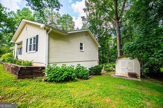 203 Windsor Pl, Bremen, GA 30110
