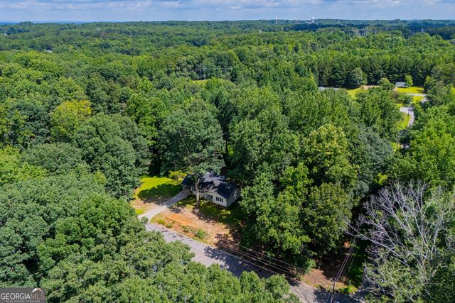 203 Windsor Pl, Bremen, GA 30110