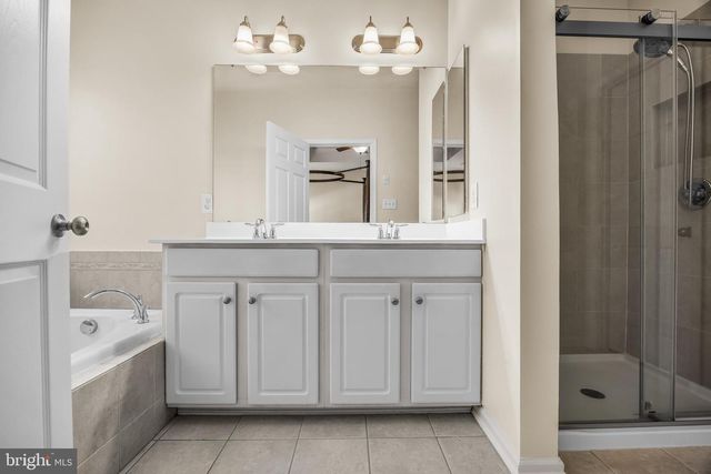 6 FAWN CT, Delanco, NJ 08075