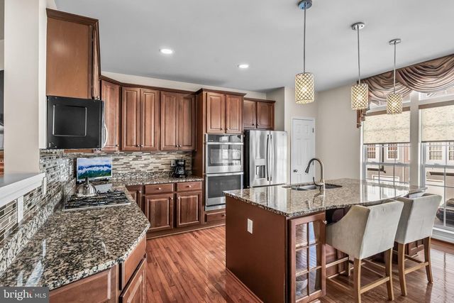 6 FAWN CT, Delanco, NJ 08075