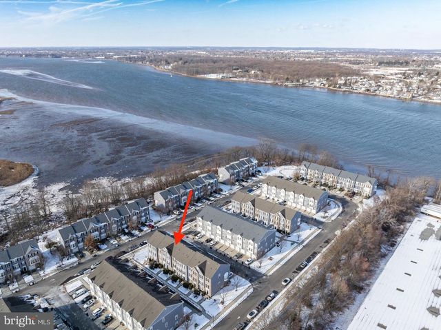 6 FAWN CT, Delanco, NJ 08075