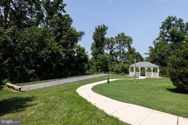 6 FAWN CT, Delanco, NJ 08075