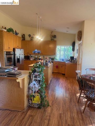 20252 Barbara Rd, Sonora, CA 95370