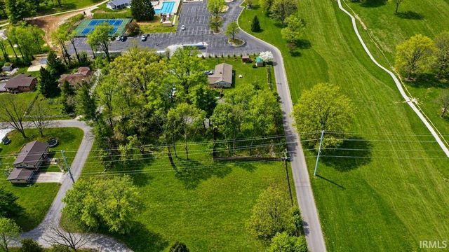 800 W Fairway Lane, Bloomington, IN 47403