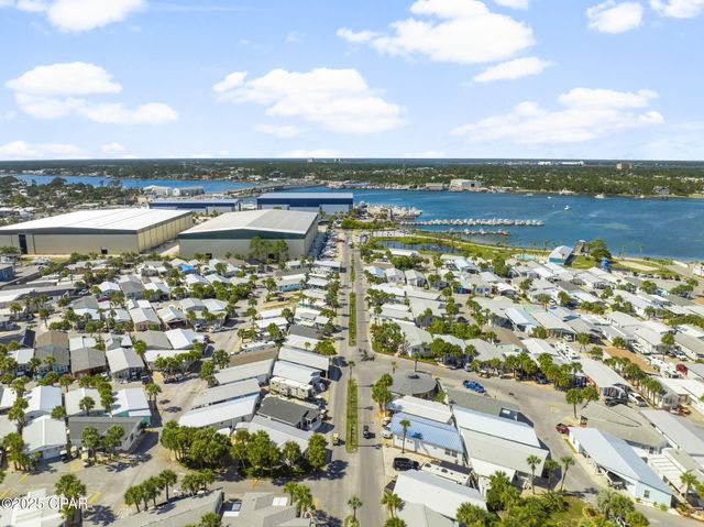 528 Venture Boulevard, Panama City, FL 32408