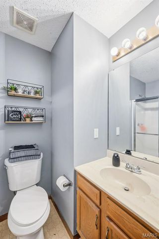 2520 Trojan Circle, Troy, MO 63379