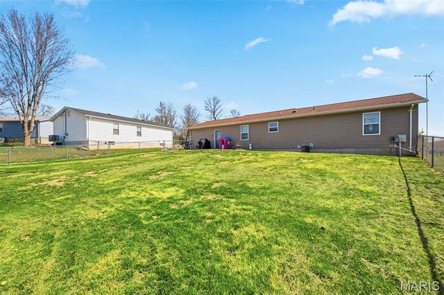2520 Trojan Circle, Troy, MO 63379