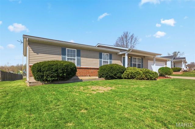 2520 Trojan Circle, Troy, MO 63379