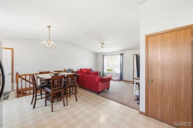 2520 Trojan Circle, Troy, MO 63379