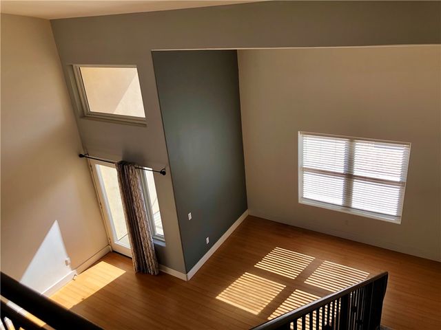 255 W 7th Street 20, San Pedro, CA 90731