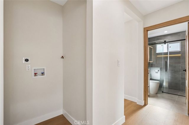 2213 N Valley Street, Burbank, CA 91505