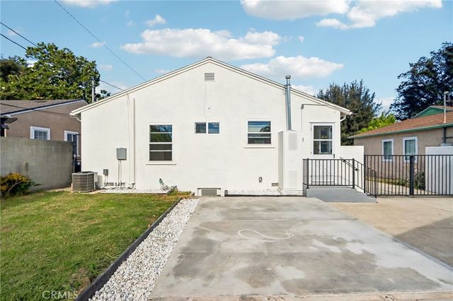 2213 N Valley Street, Burbank, CA 91505
