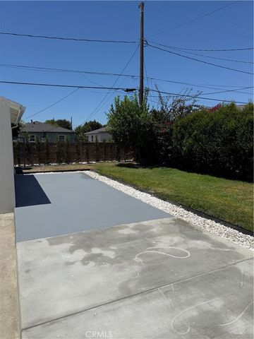 2213 N Valley Street, Burbank, CA 91505