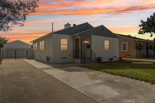 2213 N Valley Street, Burbank, CA 91505