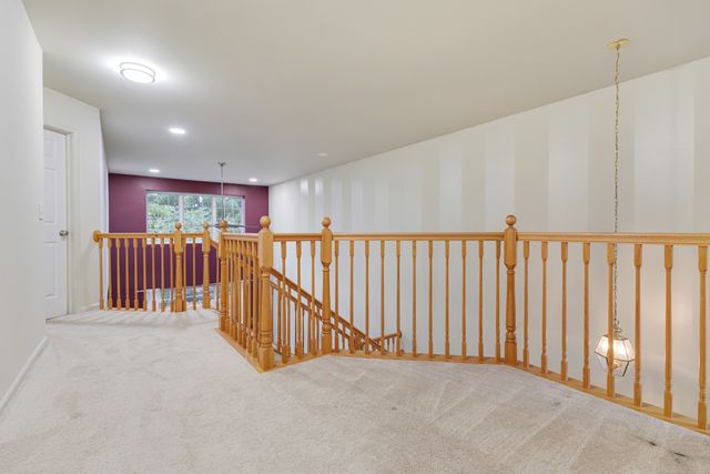 203 Westminster Drive, Bloomingdale, IL 60108