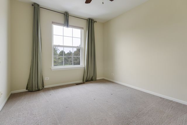 203 Westminster Drive, Bloomingdale, IL 60108