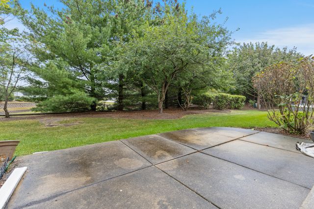 203 Westminster Drive, Bloomingdale, IL 60108