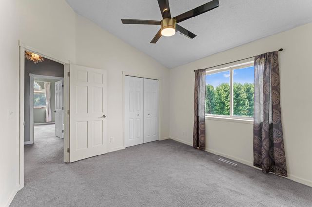 5614 407th Court, North Branch, MN 55056
