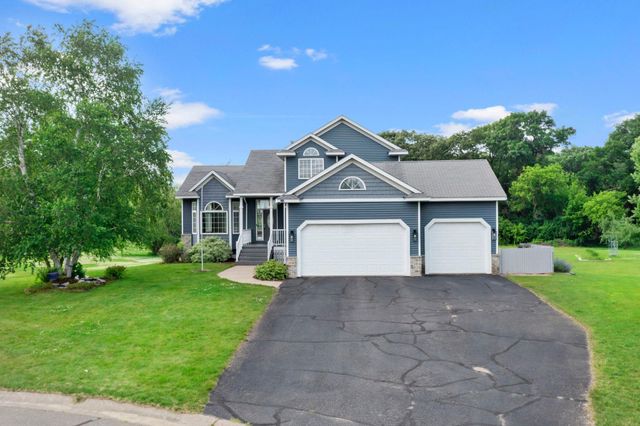 5614 407th Court, North Branch, MN 55056
