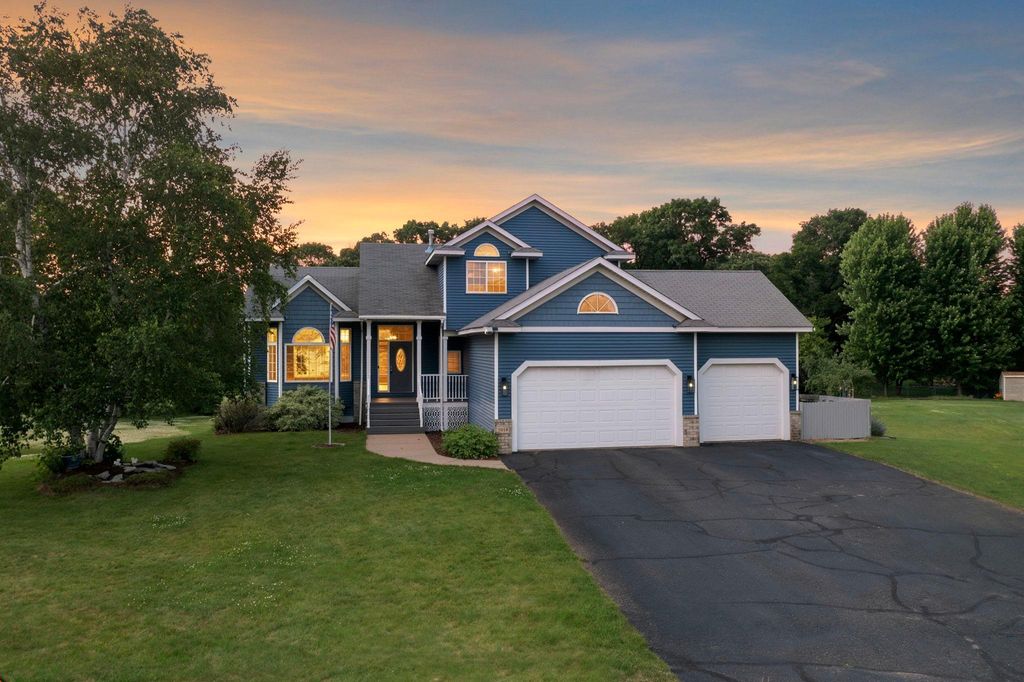 5614 407th Court, North Branch, MN 55056