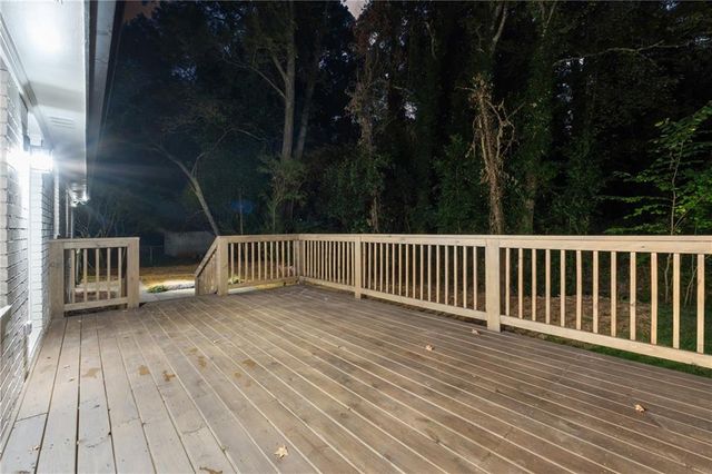 2055 Oak RD, Snellville, GA 30078