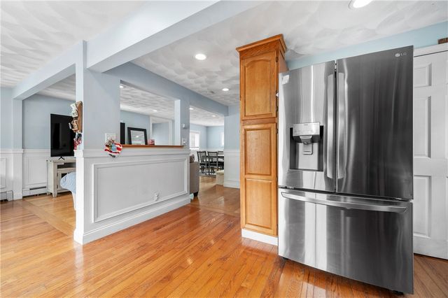 5 Harding Street, Coventry, RI 02816