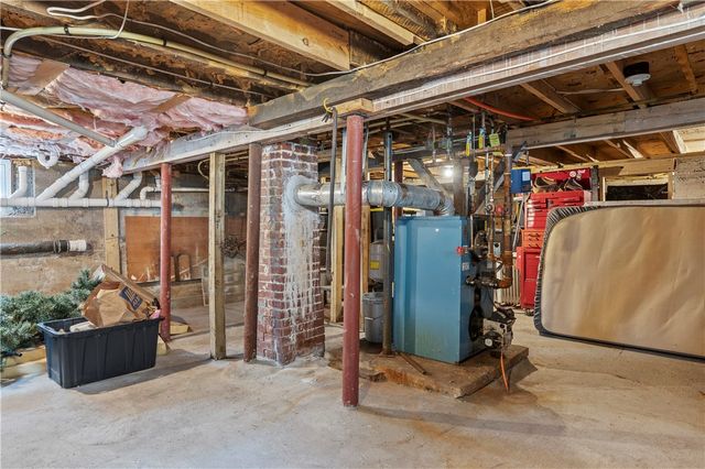 5 Harding Street, Coventry, RI 02816