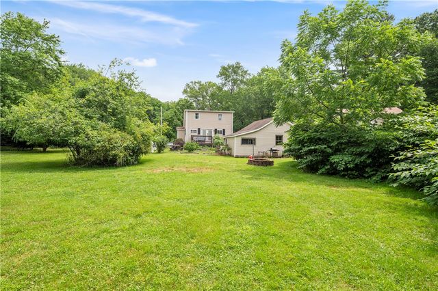 5 Harding Street, Coventry, RI 02816