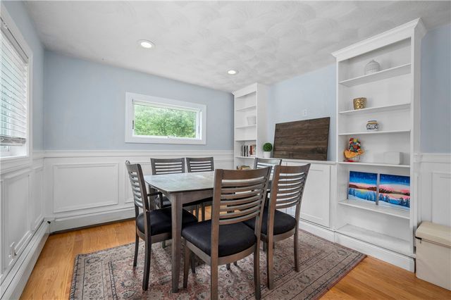5 Harding Street, Coventry, RI 02816