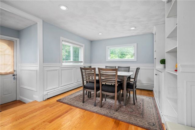 5 Harding Street, Coventry, RI 02816