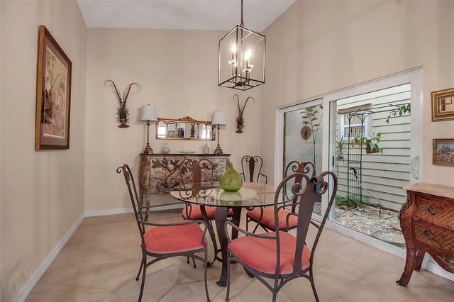 3410 AVENIDA MADERA B, Bradenton, FL 34210