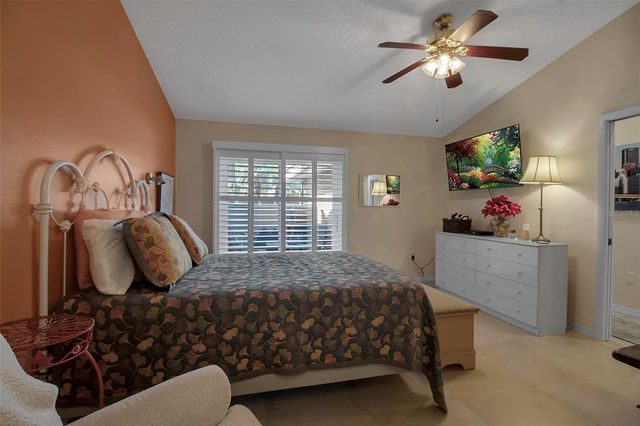 3410 AVENIDA MADERA B, Bradenton, FL 34210
