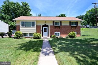 5528 HELMONT DR, Oxon Hill, MD 20745