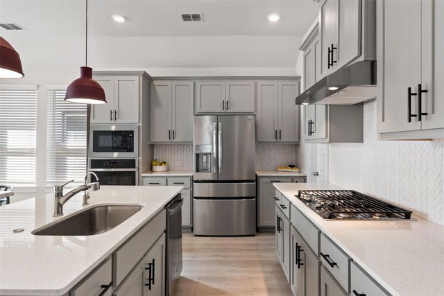 233 Snowbell ST, San Marcos, TX 78666