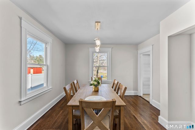 30 Oakwood Street, East Hartford, CT 06108