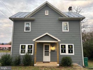 125 HIGH ST, Luray, VA 22835