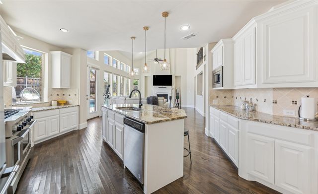 2120 Hidalgo Lane, Frisco, TX 75034