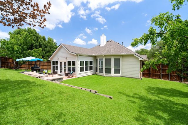 6725 Woodcrest Lane, Sachse, TX 75048
