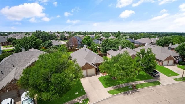 6725 Woodcrest Lane, Sachse, TX 75048