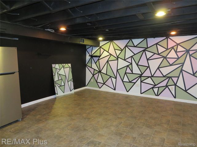 3011 Debra Court, Auburn Hills, MI 48326