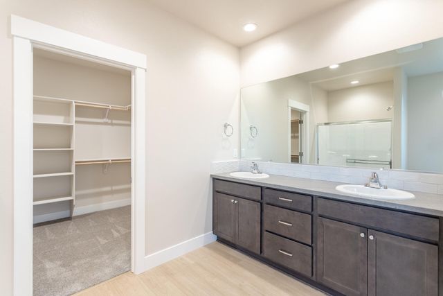 3258 Lower Lane, Redding, CA 96002