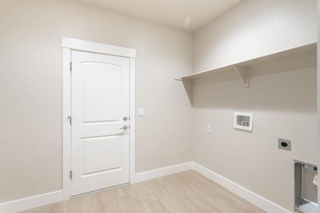 3258 Lower Lane, Redding, CA 96002