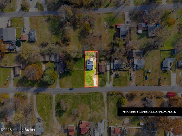 4521 River Front Dr, Louisville, KY 40216