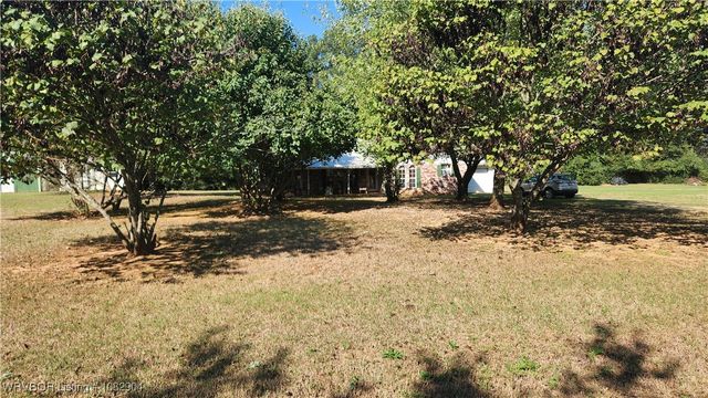 1152 Helton Lane, Booneville, AR 72927