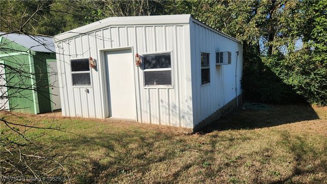 1152 Helton Lane, Booneville, AR 72927