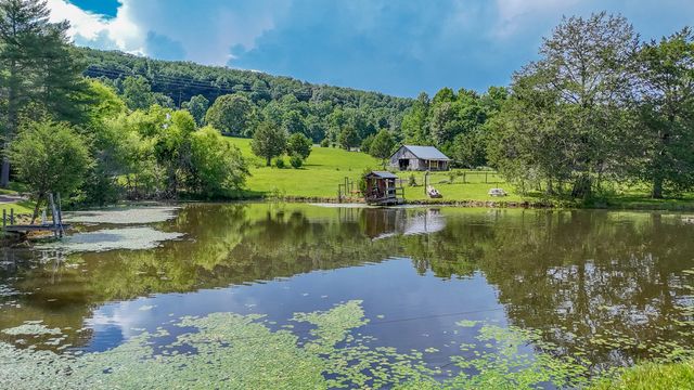 2480 Bancroft Road, Mcdonald, TN 37353